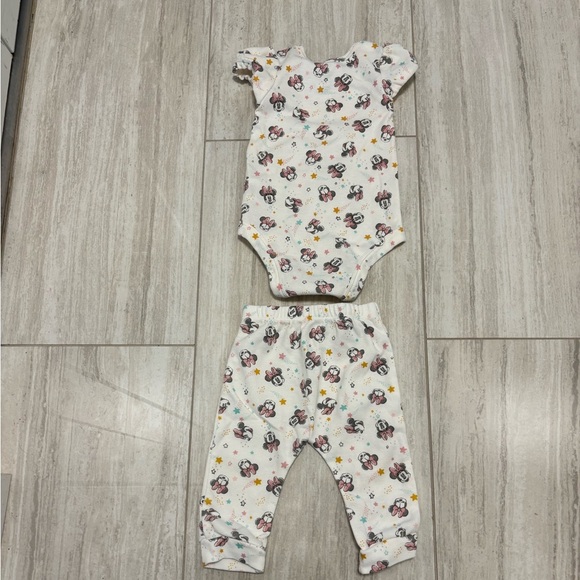 Disney Baby Girl Minnie Mouse Sets Size 3/6 Months 3 Sets Mix N Match - Picture 4 of 9